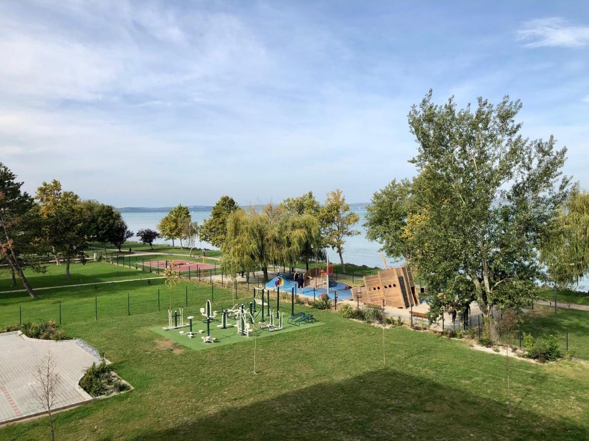Silver Coast Apartman Siofok Bagian luar foto