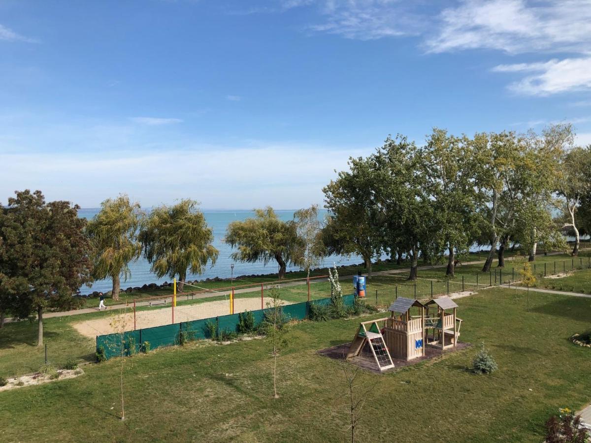 Silver Coast Apartman Siofok Bagian luar foto